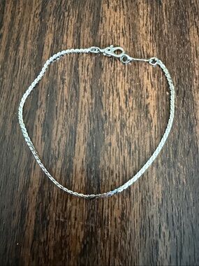 Monet Silver Tone 7” Women's Chain Bracelet